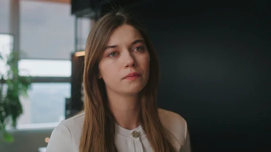 Seyran se enfrenta a Hattuç y le echa en cara todo su dolor Seyran se enfrenta a Hattuç y le echa en cara todo su dolor