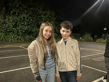 Emilia Holliday y Owen Cooper, Katie y Jamie en Adolescencia Emilia Holliday y Owen Cooper, Katie y Jamie en Adolescencia