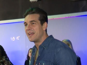 Mario Casas en una velada 