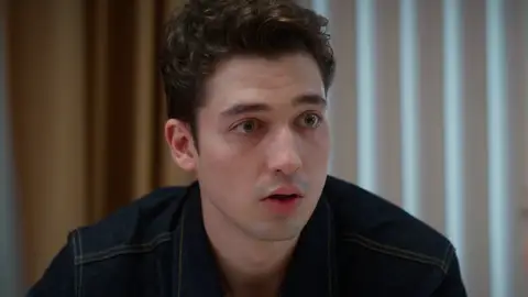 Seren descubre que espera dos bebés y el futuro de Uras da un giro inesperado Seren descubre que espera dos bebés y el futuro de Uras da un giro inesperado