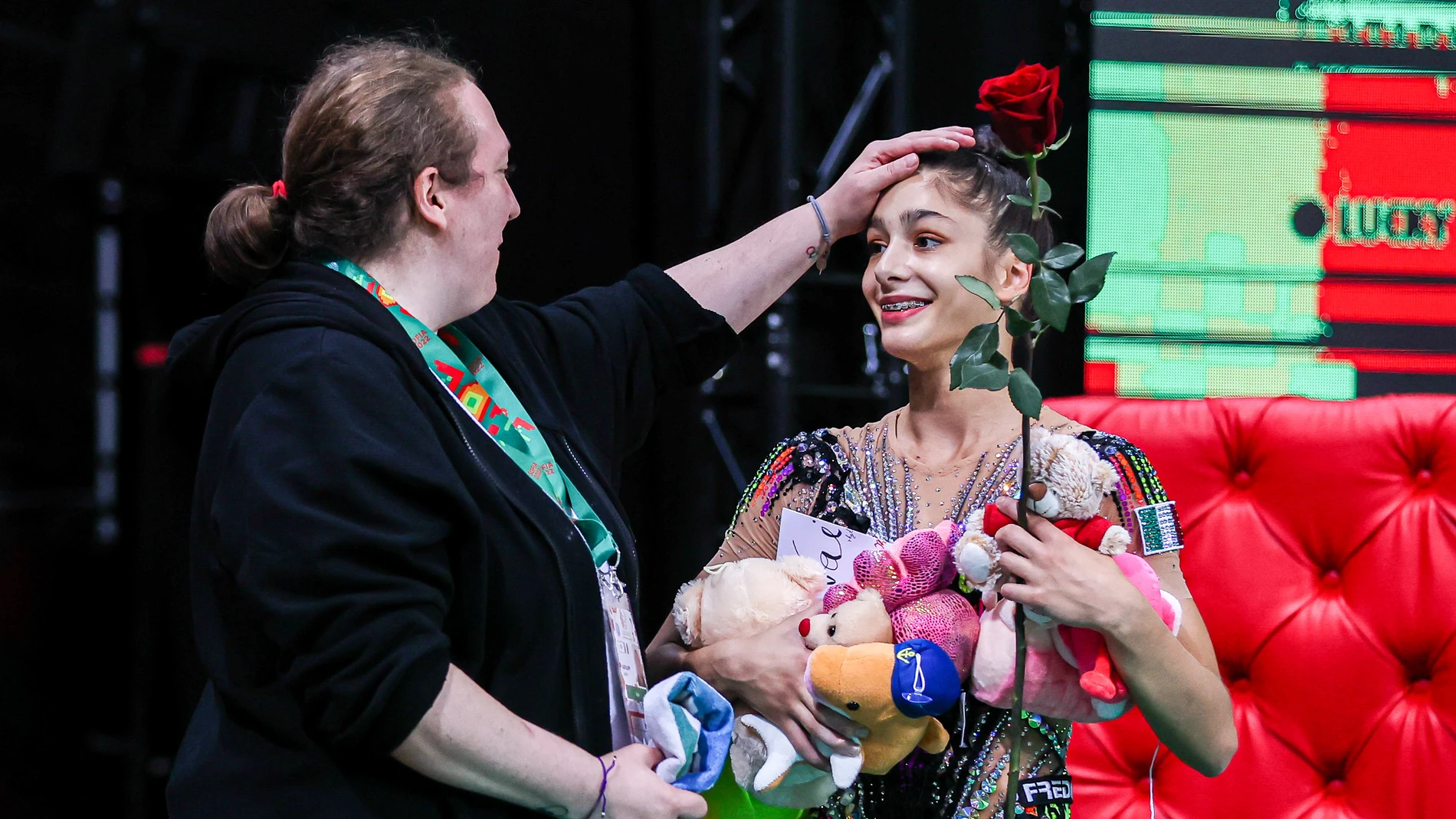 Julieta Cantaluppi (i), junto a la gimnasta Sofia Raffaeli (d), en 2022 Julieta Cantaluppi (i), junto a la gimnasta Sofia Raffaeli (d), en 2022