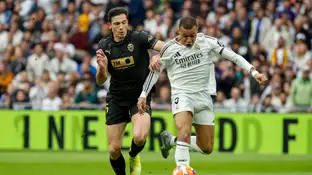 Kylian Mbappé, en acción ante el Valencia Kylian Mbappé, en acción ante el Valencia