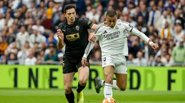 Kylian Mbappé, en acción ante el Valencia Kylian Mbappé, en acción ante el Valencia
