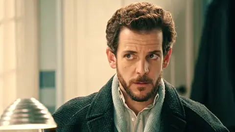 Capítulo 282 de Sueños de libertad; 7 de abril: Luis en estado crítico mientras María celebra su victoria frente a los De la Reina Capítulo 282 de Sueños de libertad; 7 de abril: Luis en estado crítico mientras María celebra su victoria frente a los De la Reina