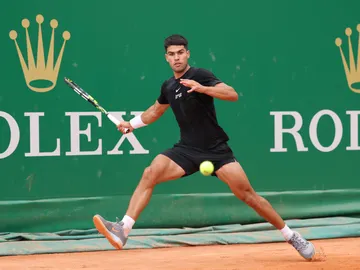 Carlos Alcaraz se ejercita en las pistas del Masters de Montecarlo Carlos Alcaraz se ejercita en las pistas del Masters de Montecarlo