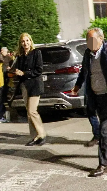 La infanta Cristina a la salida de un partido de Pablo Urdangarin La infanta Cristina a la salida de un partido de Pablo Urdangarin