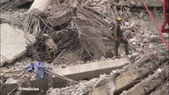 Esperanza entre los escombros de Bangkok: detectan se&ntilde;ales de vida dos semanas despu&eacute;s del terremoto