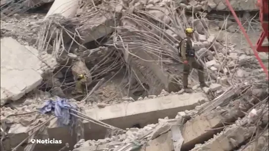 Esperanza entre los escombros de Bangkok: detectan señales de vida dos semanas después del terremoto Esperanza entre los escombros de Bangkok: detectan señales de vida dos semanas después del terremoto
