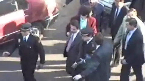 Efemérides de hoy 19 de abril de 2025: Atentado de ETA contra Jose Maria Aznar Efemérides de hoy 19 de abril de 2025: Atentado de ETA contra Jose Maria Aznar