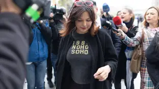 La actriz Elisa Mouliaá llega a los Juzgados de Plaza de Castilla para entregar su teléfono móvil La actriz Elisa Mouliaá llega a los Juzgados de Plaza de Castilla para entregar su teléfono móvil