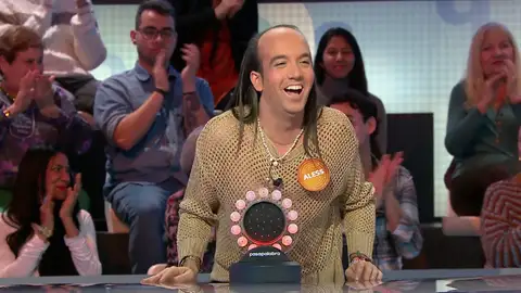 La canción infantil con la que Aless Gibaja y Teresa Baca montan la fiesta en Pasapalabra La canción infantil con la que Aless Gibaja y Teresa Baca montan la fiesta en Pasapalabra