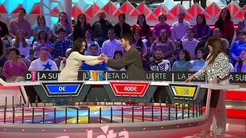 Ana recibe todo un despliegue de gajos y dinero: “Rubén, te has quedado pelado” Ana recibe todo un despliegue de gajos y dinero: “Rubén, te has quedado pelado”