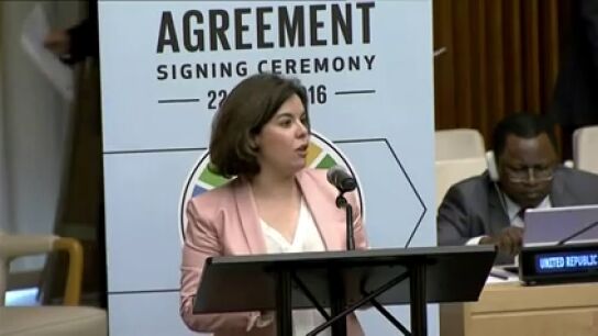 Efem&eacute;rides de hoy 22 de abril de 2025: Firma Acuerdo de Par&iacute;s