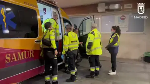 Un padre y un hijo apuñalan siete veces a un hombre tras una pelea en Puente de Vallecas, Madrid Un padre y un hijo apuñalan siete veces a un hombre tras una pelea en Puente de Vallecas, Madrid