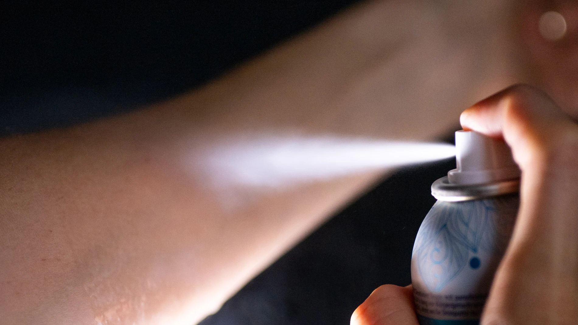 Imagen de archivo de un desodorante. Imagen de archivo de un desodorante.