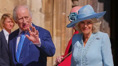 Los reyes Carlos III y Camila en la misa de Pascua Los reyes Carlos III y Camila en la misa de Pascua
