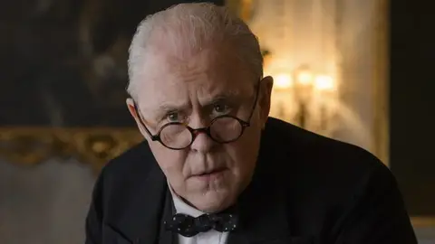 John Lithgow en The Crown John Lithgow en The Crown