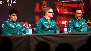 Andy Cowell, Stroll y Alonso en rueda de prensa