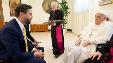 JD Vance, el último líder en reunirse con el papa Francisco antes de su muerte: 
