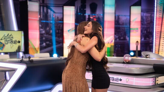 "Yo vengo a aprender": Lola &Iacute;ndigo, fascinada con los trucos de Lola Lolita