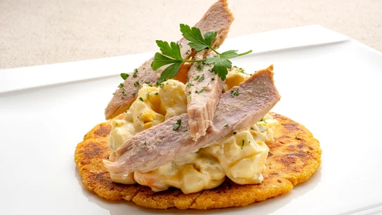 Arepas de maíz con ensaladilla rusa, de Joseba Arguiñano Arepas de maíz con ensaladilla rusa, de Joseba Arguiñano