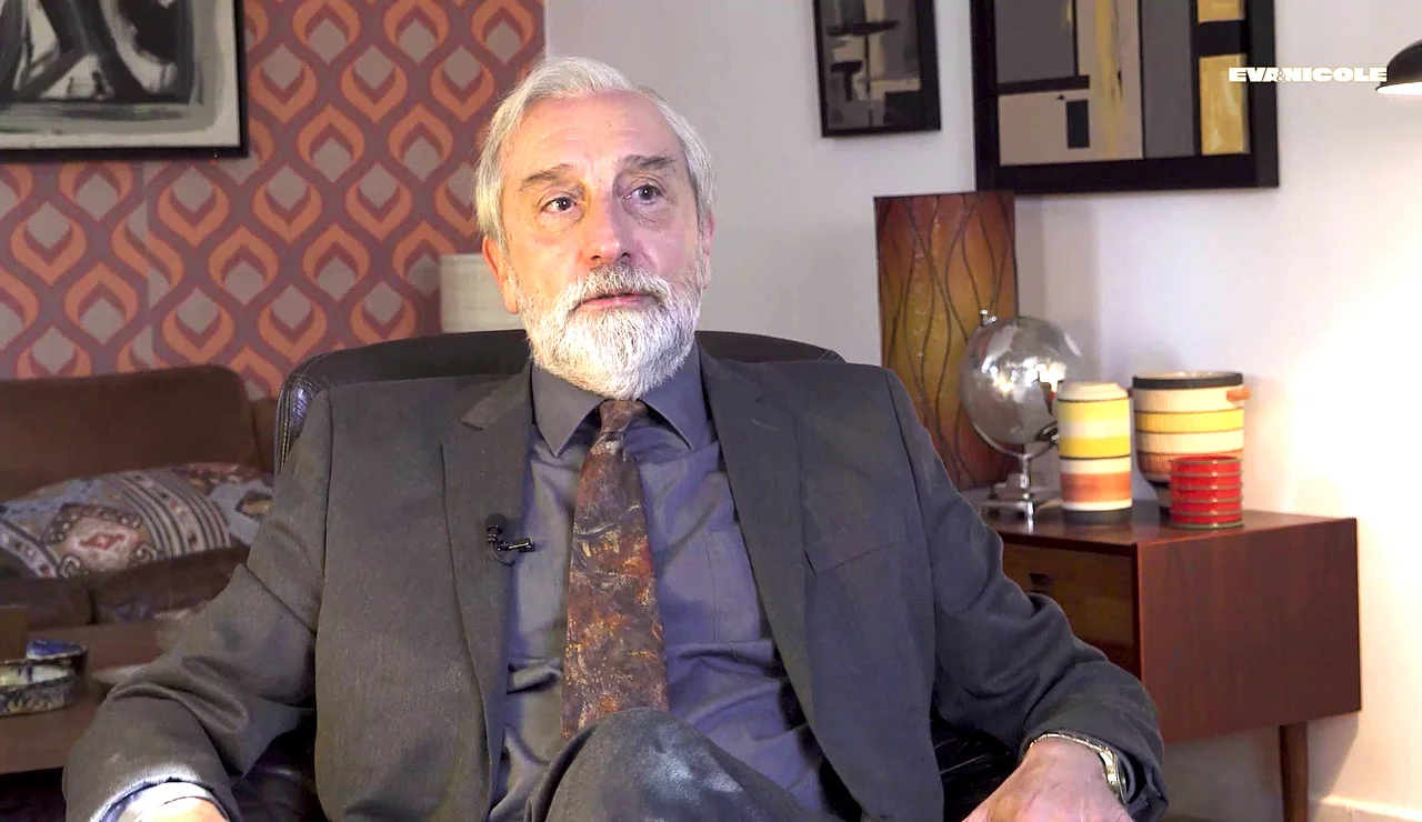 La otra cara de las playas y la fiesta marbellí: “Toda la trama de tráfico con diamantes te coloca como actor en un sitio adrenalínico”