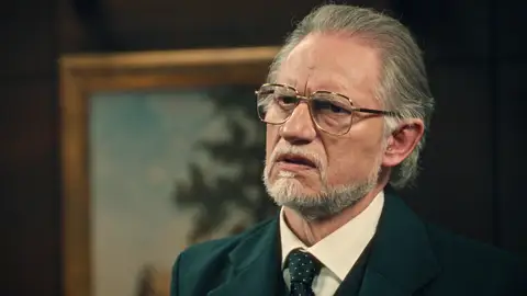 ¡Damián, en shock! El detective le desvela la verdadera identidad de Luz ¡Damián, en shock! El detective le desvela la verdadera identidad de Luz