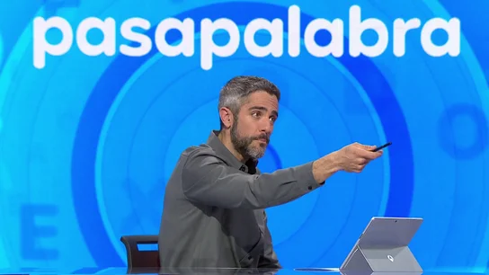 Así conoció Roberto Leal a las dos mascotas de Ana Guerra: “Los vi en la barra libre” Así conoció Roberto Leal a las dos mascotas de Ana Guerra: “Los vi en la barra libre”