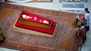 El féretro del Papa Francisco en la Basílica de San Pedro El féretro del Papa Francisco en la Basílica de San Pedro