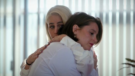 Adi&oacute;s a S&uuml;reyya: la jefa m&eacute;dica que intent&oacute; hundir a Bahar y acab&oacute; pidi&eacute;ndole perd&oacute;n