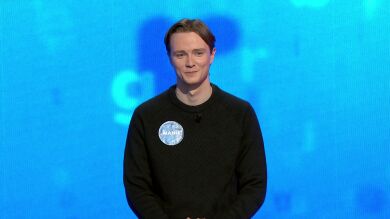 Los invitados de Pasapalabra flipan con el poema de Manu: “Ésa no la has visto venir”