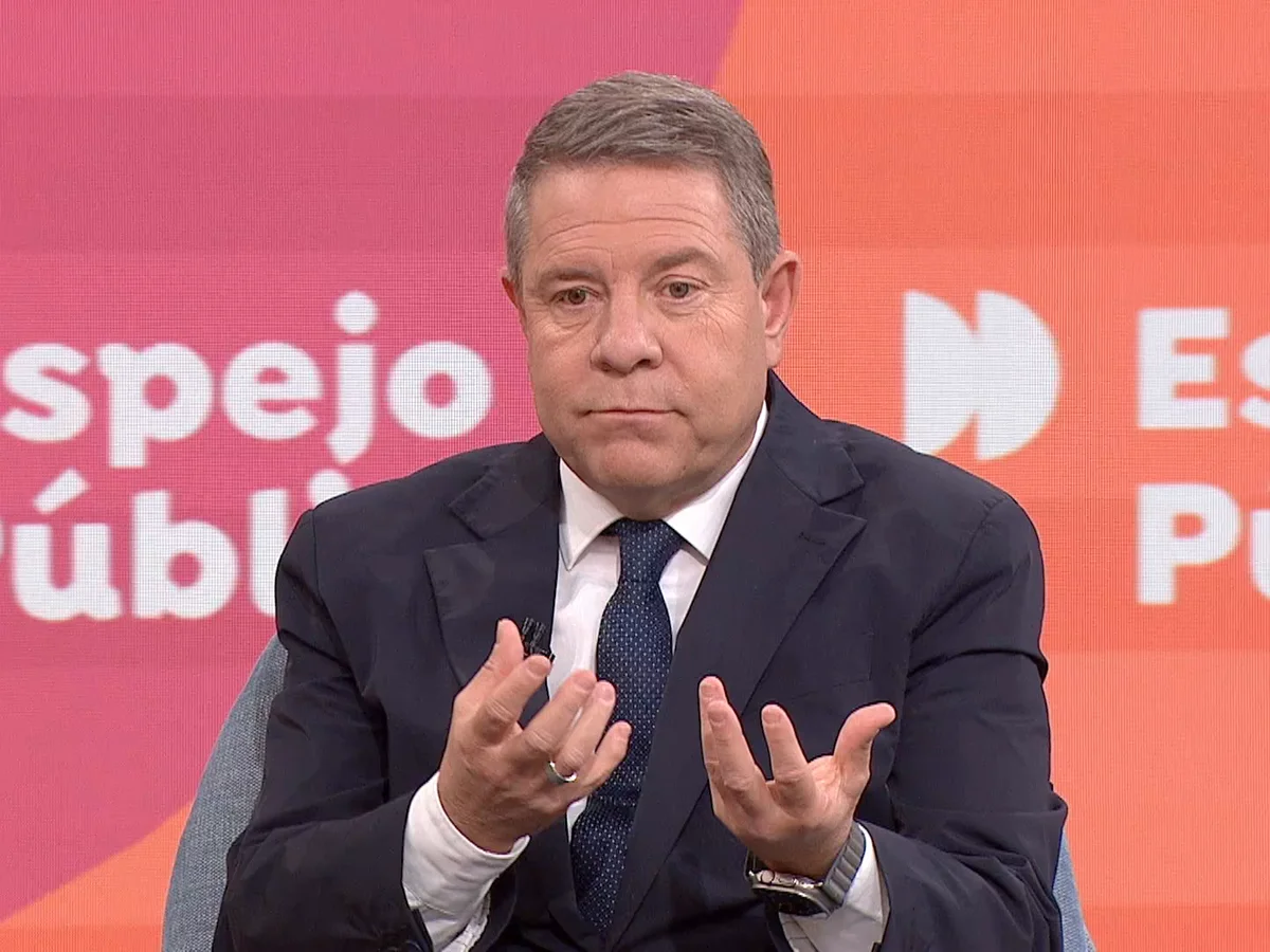 Emiliano García-Page, sobre la división en la Iglesia tras la muerte del papa Francisco: "Bromeaban y casi deseaban que pronto se lo llevara Dios a su sitio"