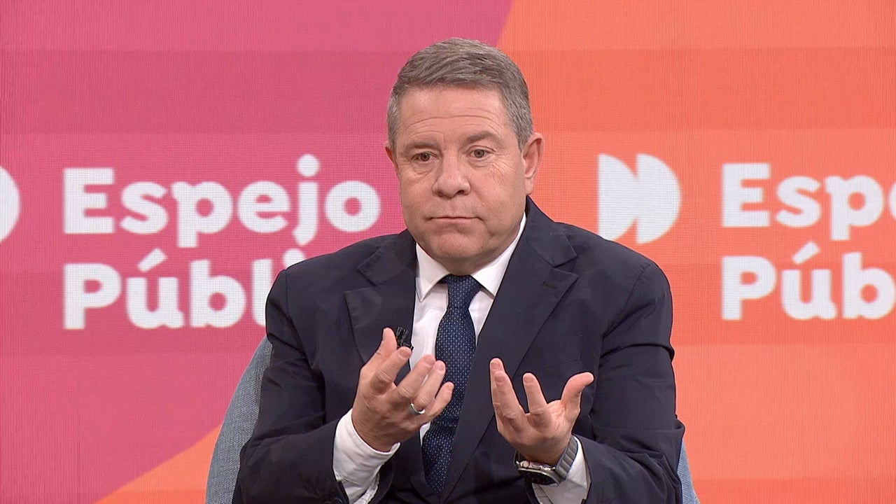 Bromeaban y casi deseaban que pronto se lo llevara Dios a su sitio Bromeaban y casi deseaban que pronto se lo llevara Dios a su sitio