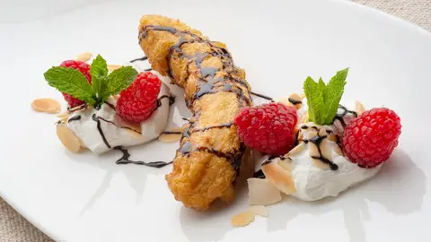 Karlos Arguiñano: "Un postre sencillo y casero para comer en familia: plátano frito" Karlos Arguiñano: "Un postre sencillo y casero para comer en familia: plátano frito"