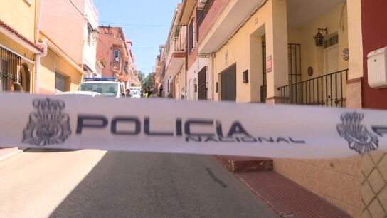 Polic&iacute;a nacional.