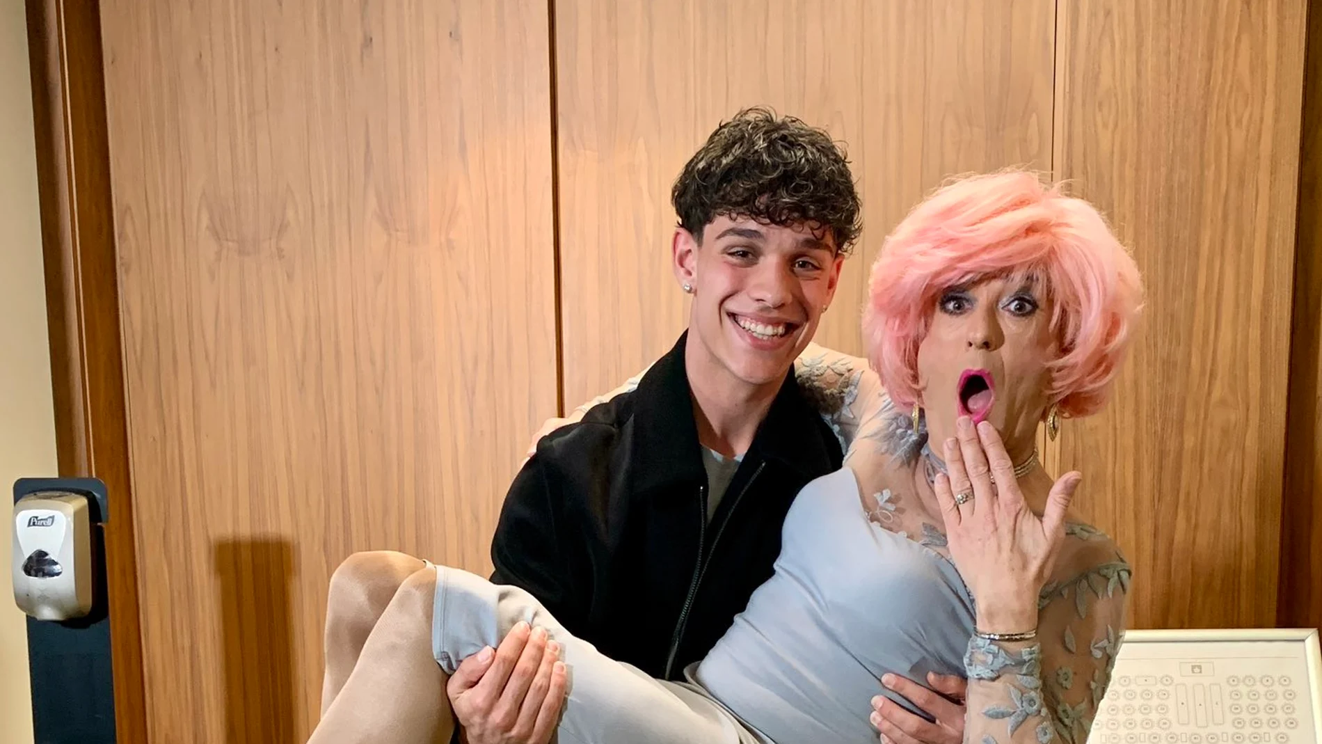 La foto de Héctor Fort con Brigitta Lamoure La foto de Héctor Fort con Brigitta Lamoure