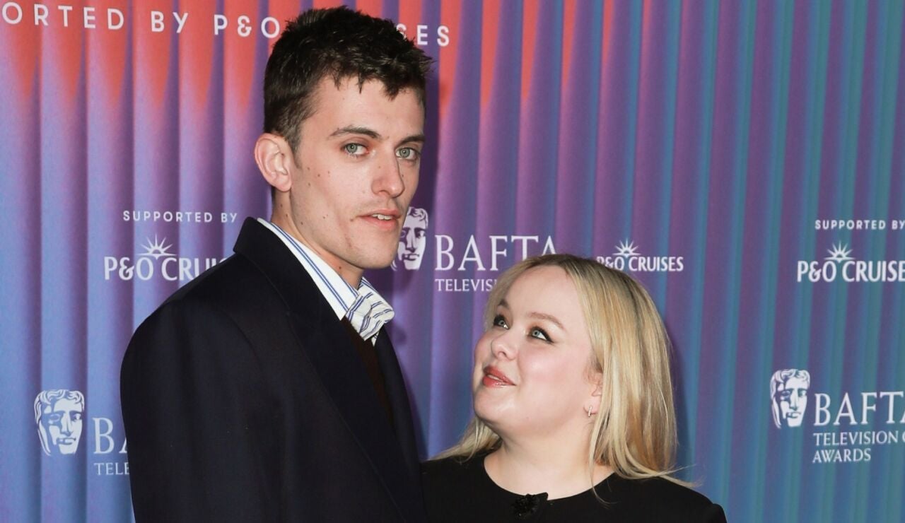 Nicola Coughlan y su novio Jake Dunn