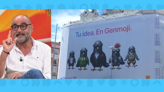 Anuncios en andamios de edificios.