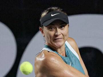 La tenista española Paula Badosa en acción La tenista española Paula Badosa en acción