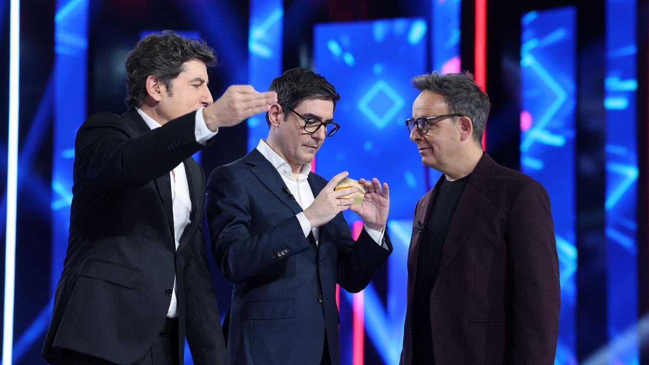 Àngel Llàcer reta a Juanra Bonet… ¿volverá para hacer una imitación la próxima gala? Àngel Llàcer reta a Juanra Bonet… ¿volverá para hacer una imitación la próxima gala?