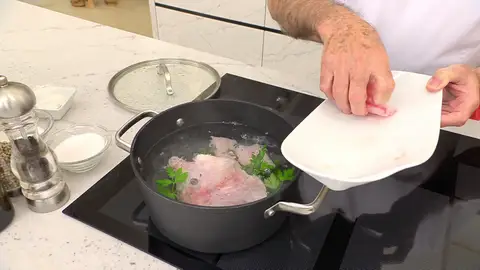 Cuece los ingredientes Cuece los ingredientes