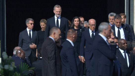 Los Reyes junto a la delegaci&oacute;n Espa&ntilde;ola