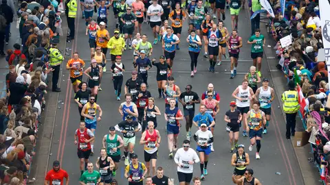 ¿Locos? ¿Gente sana? ¿Todo lo contrario? Queremos saber porqué quieres correr maratones... ¿Locos? ¿Gente sana? ¿Todo lo contrario? Queremos saber porqué quieres correr maratones...