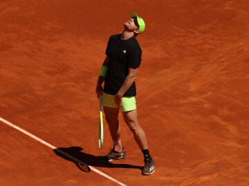 Alejandro Davidovich durante el partido ante Zverev Alejandro Davidovich durante el partido ante Zverev