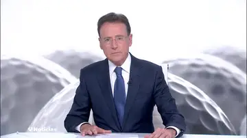 El nuevo chascarrillo de Matías Prats: "Más que protección solar, hay que buscar protección craneal" El nuevo chascarrillo de Matías Prats: "Más que protección solar, hay que buscar protección craneal"