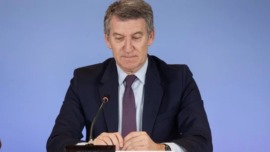 Feijóo sigue la crisis del apagón desde Valencia e intenta contactar con Sánchez para que le informe Feijóo sigue la crisis del apagón desde Valencia e intenta contactar con Sánchez para que le informe