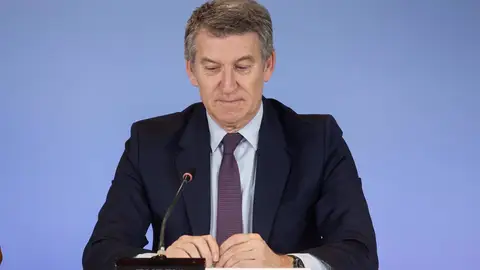 Feijóo sigue la crisis del apagón desde Valencia e intenta contactar con Sánchez para que le informe Feijóo sigue la crisis del apagón desde Valencia e intenta contactar con Sánchez para que le informe
