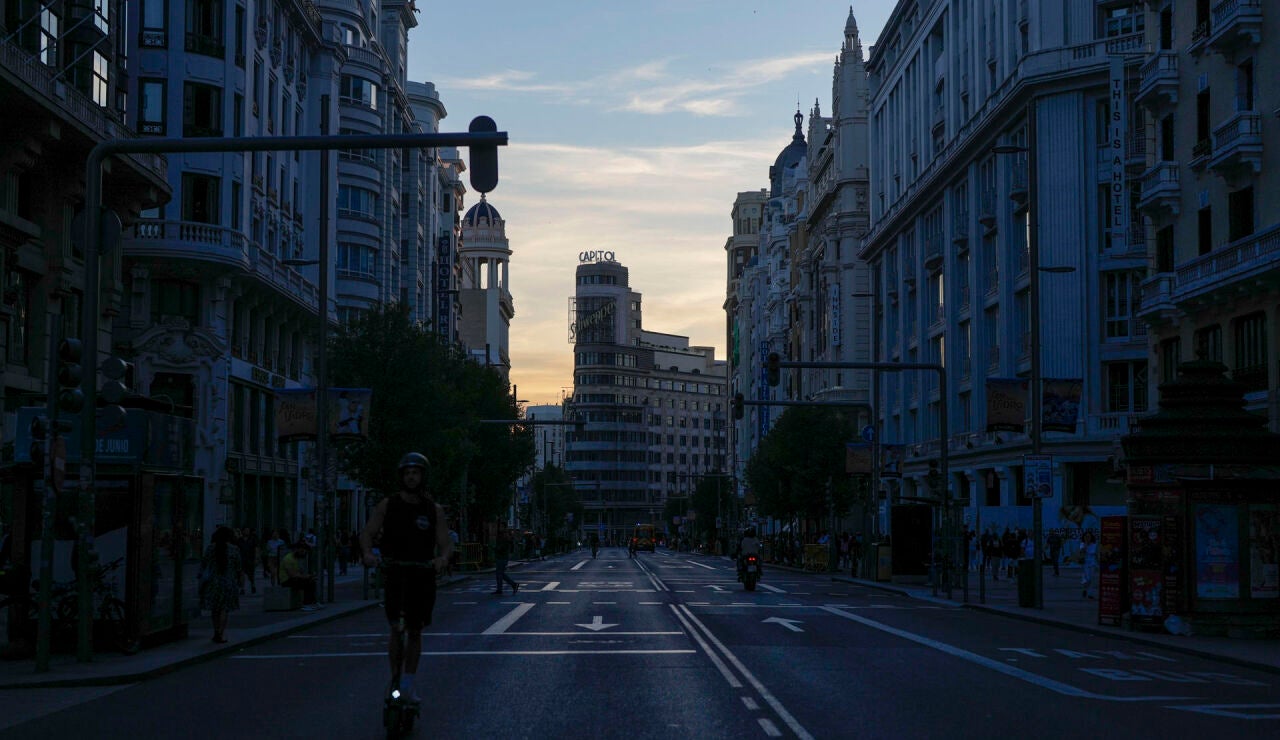 La Gran V&iacute;a, en pleno apag&oacute;n el&eacute;ctrico