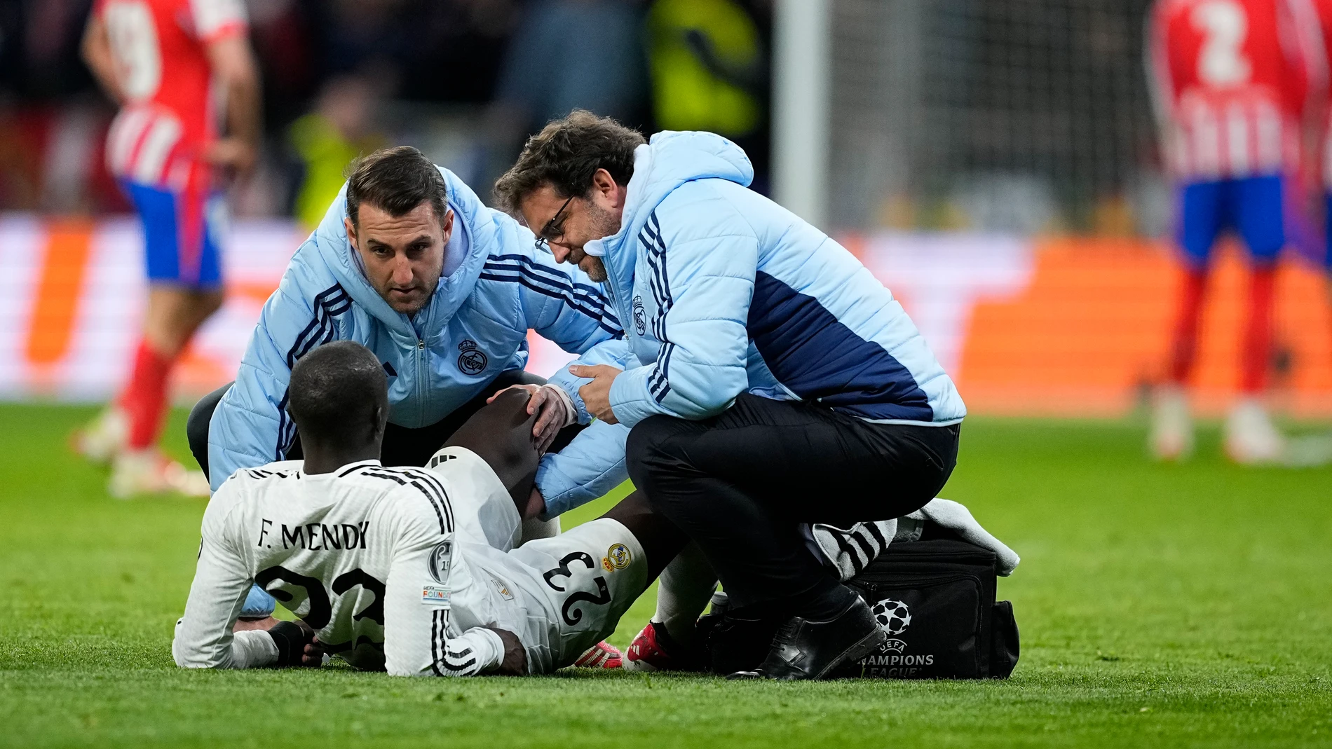 Mendy, lesionado Mendy, lesionado