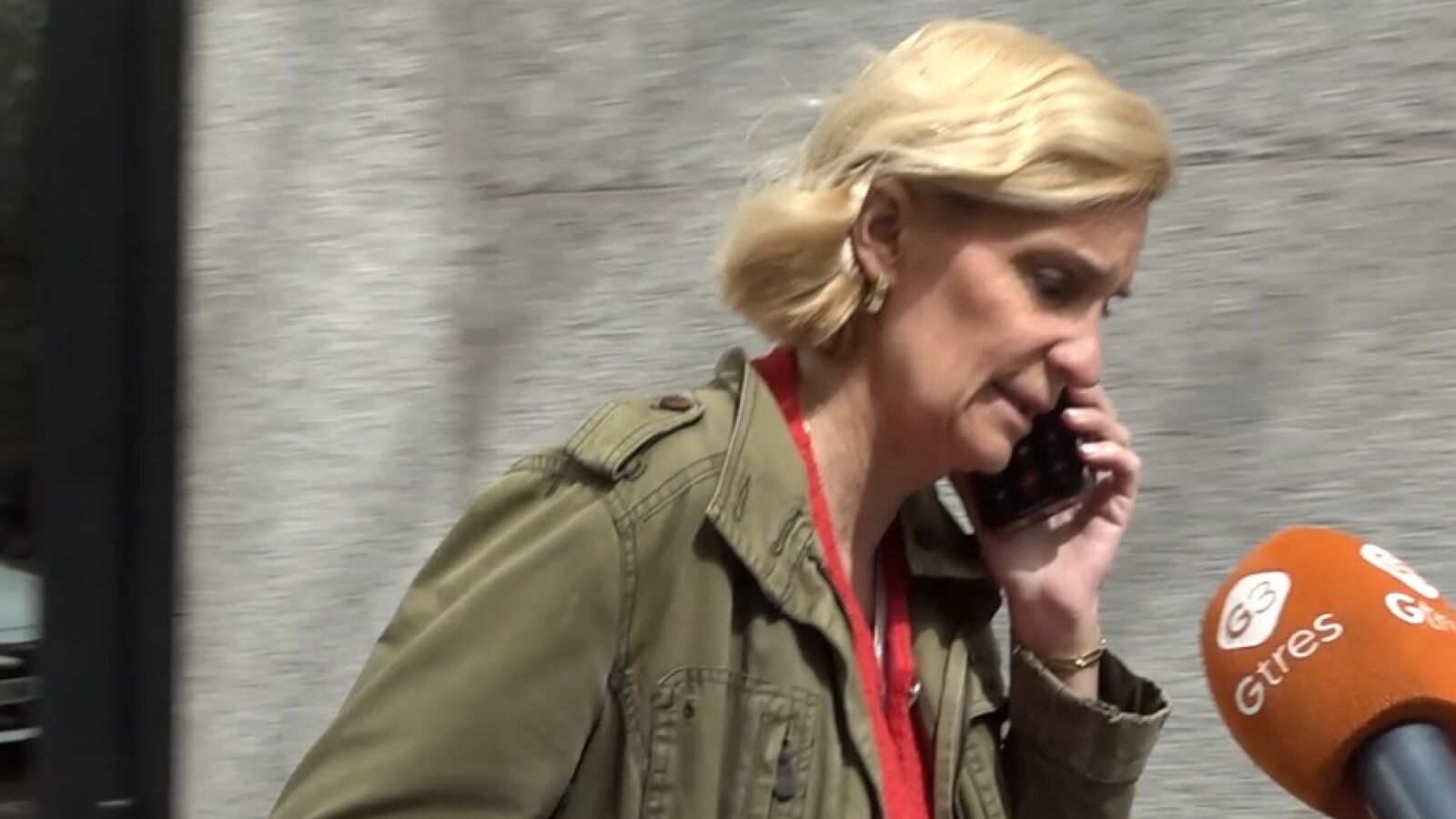 María Zurita, sin intención de hacer declaraciones, confiesa que ha vivido el apagón 